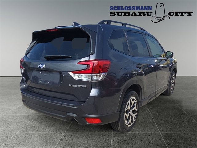 Used 2022 Subaru Forester Premium image 9