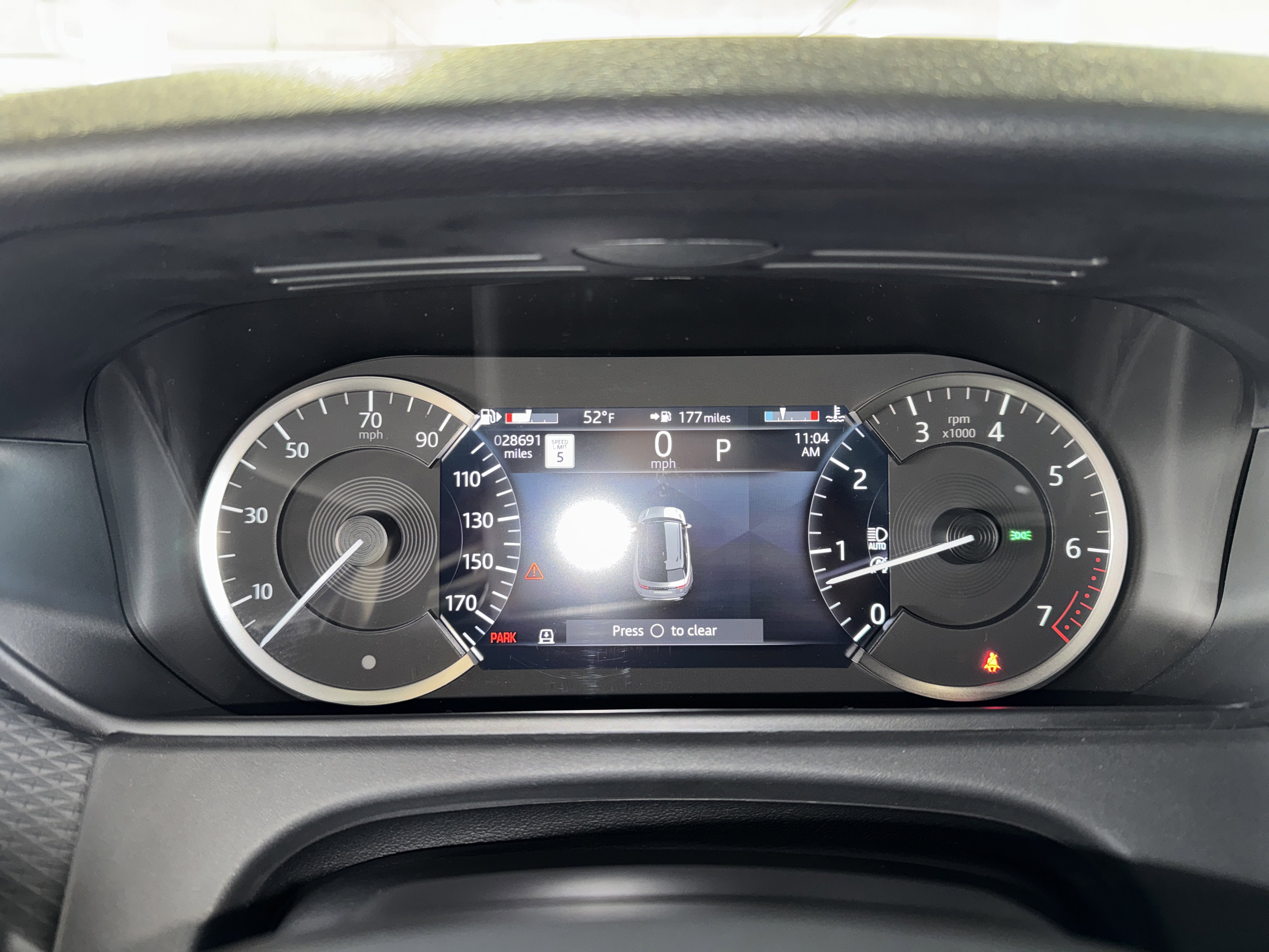 Used 2023 Land Rover Range Rover Velar R-Dynamic S image 22