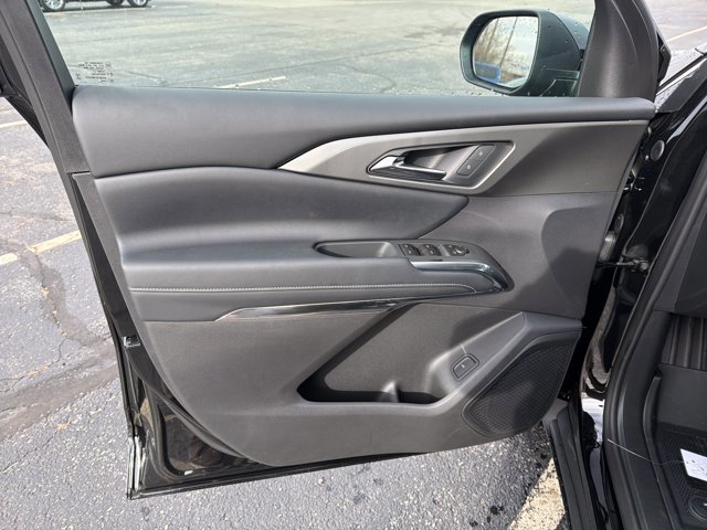 New 2026 Chevrolet Traverse LT w/ Driver Confidence Package image 10
