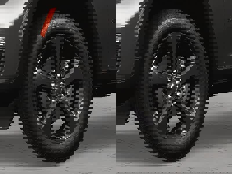 New 2025 Jeep Grand Cherokee L Limited w/ Black Appearance Package image 11