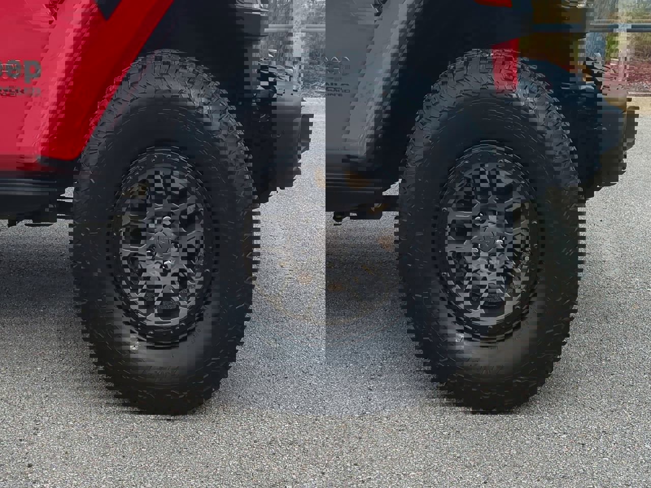 Used 2022 Jeep Wrangler Unlimited Rubicon w/ Xtreme Recon 35" Tire Package image 10