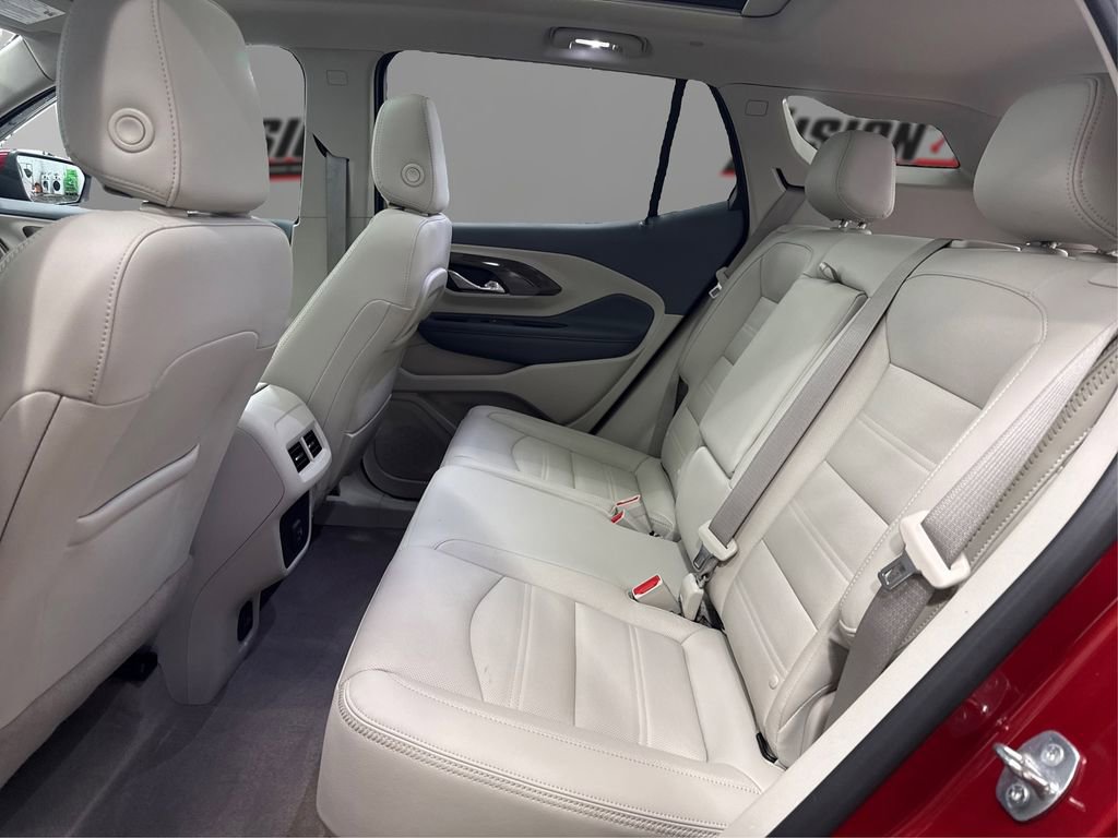 Used 2023 GMC Terrain Denali image 10