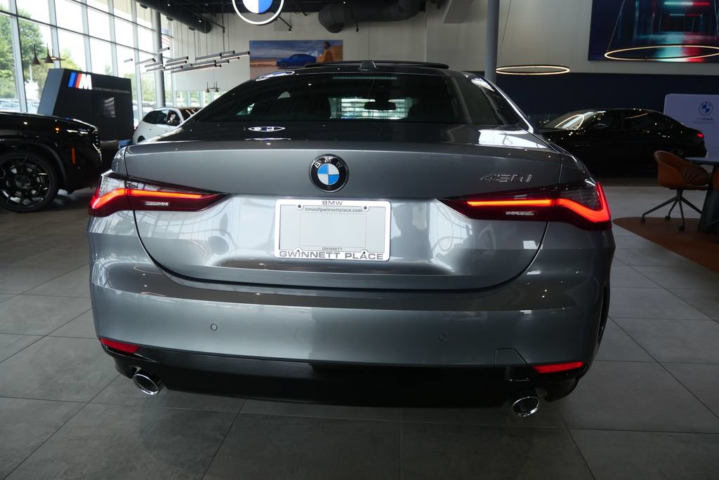 Used 2026 BMW 430i Coupe w/ Parking Assistance Package RWD image 4