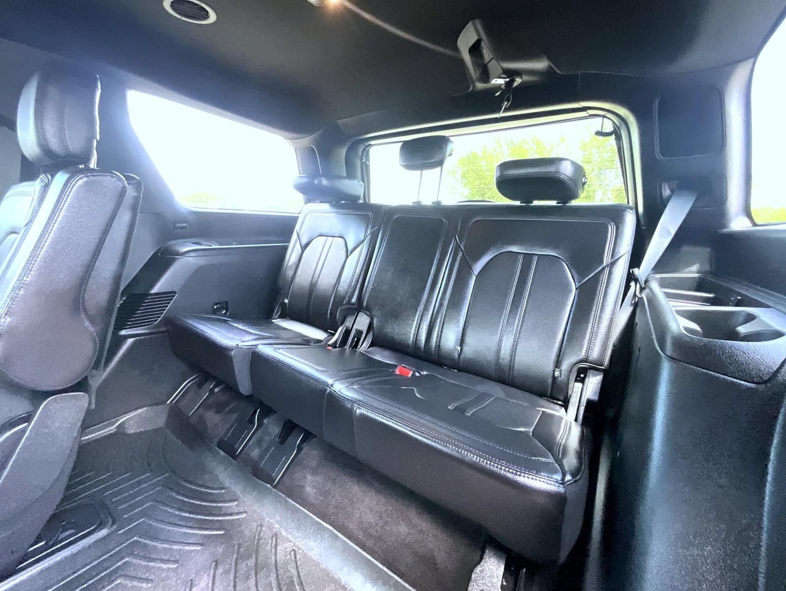 Used 2020 Ford Expedition Limited AWD/4WD image 21