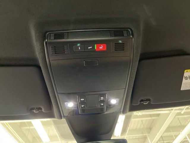 Certified 2023 Volkswagen Tiguan SE AWD/4WD image 23