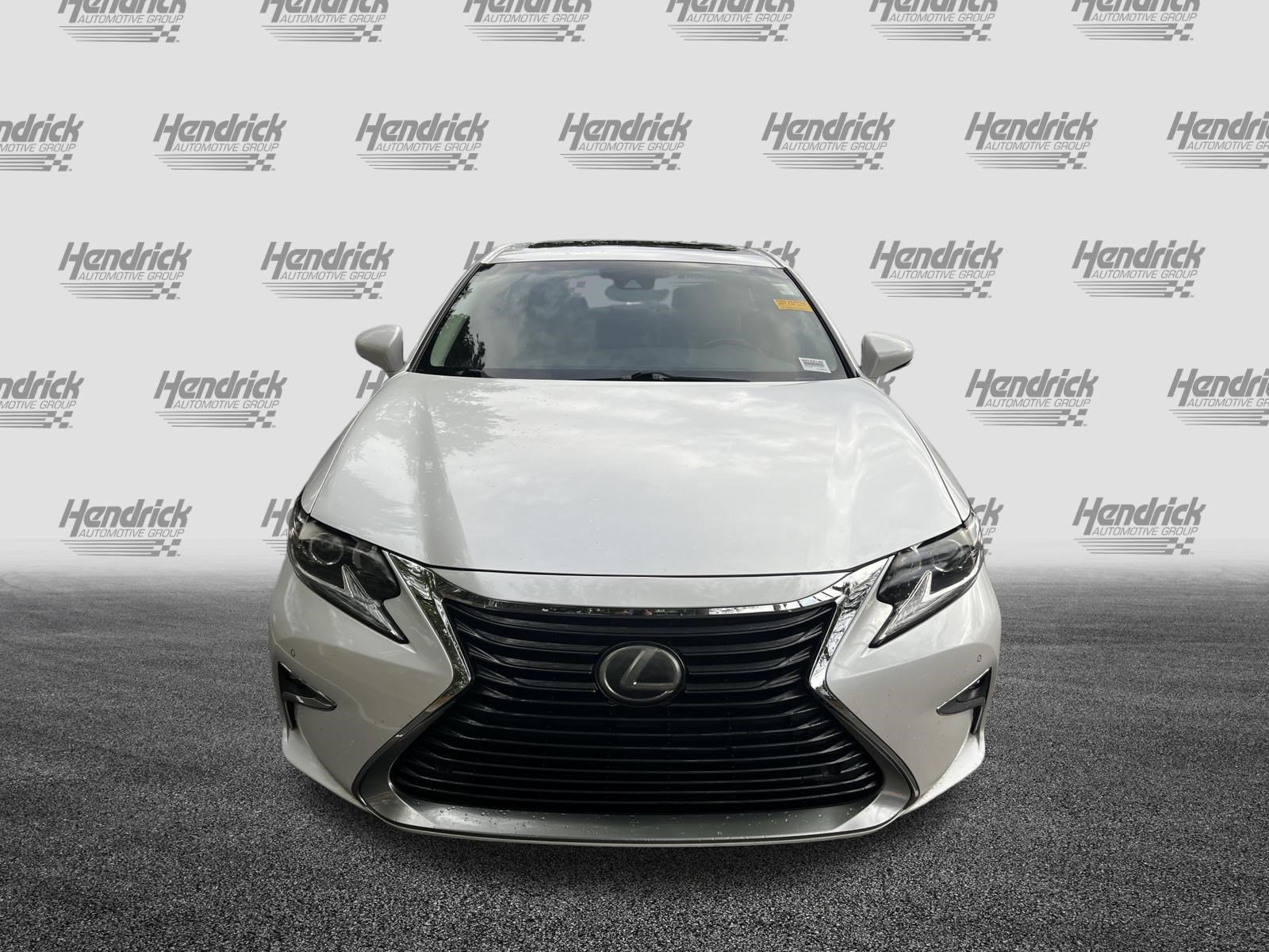 Used 2017 Lexus ES 350 w/ Premium Package image 3