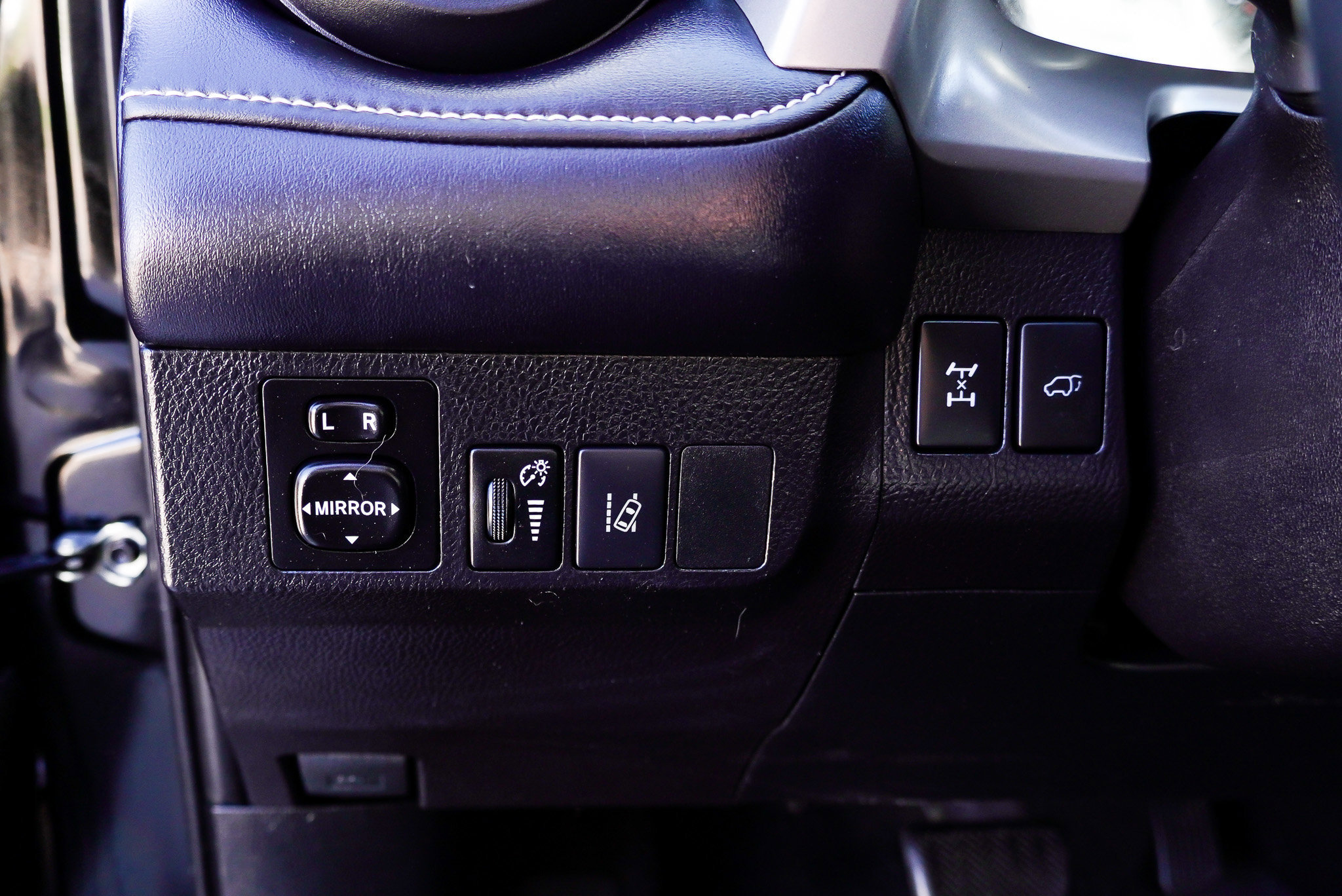 Used 2018 Toyota RAV4 XLE image 18