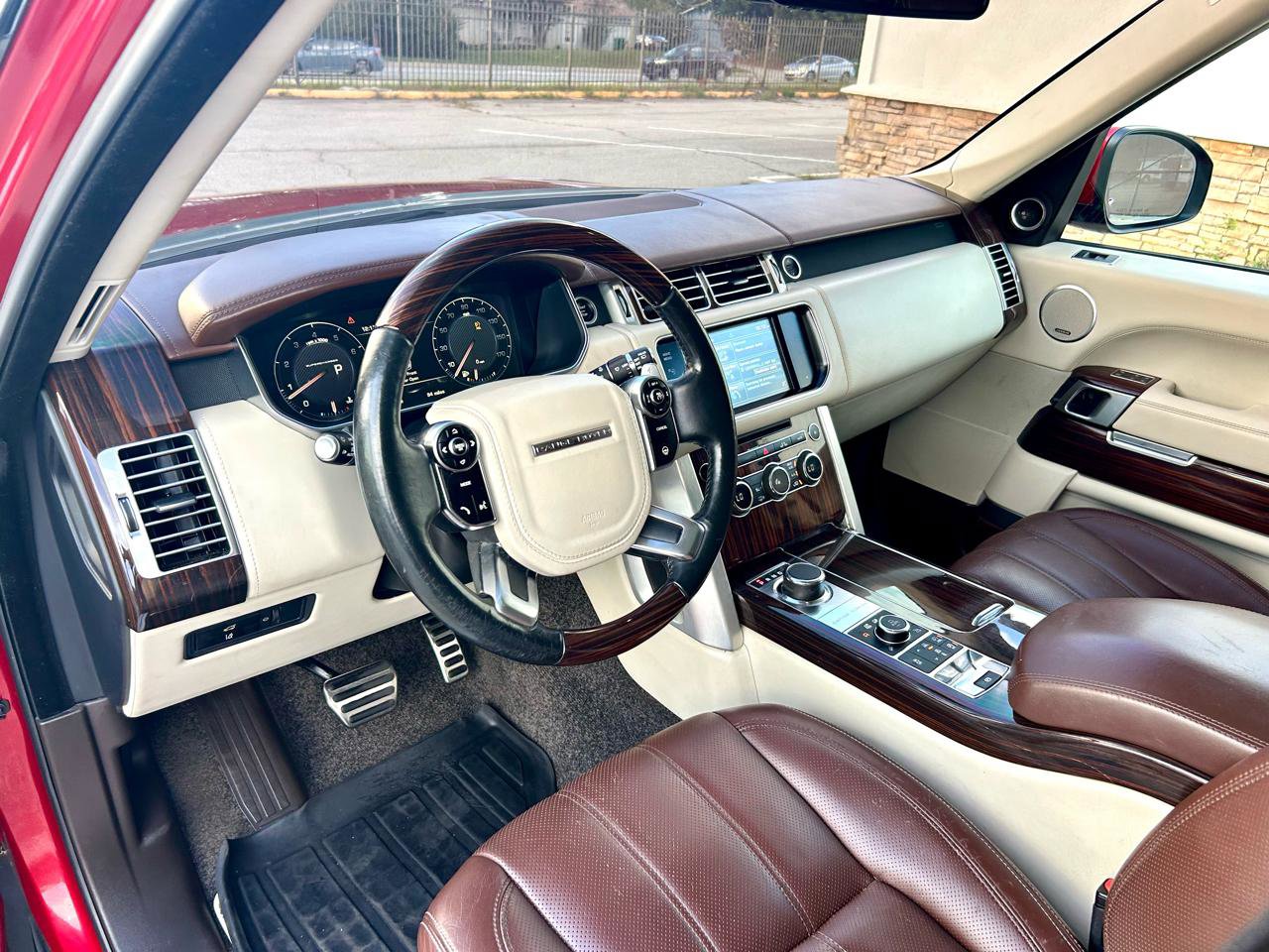 Used 2015 Land Rover Range Rover Autobiography AWD/4WD image 11