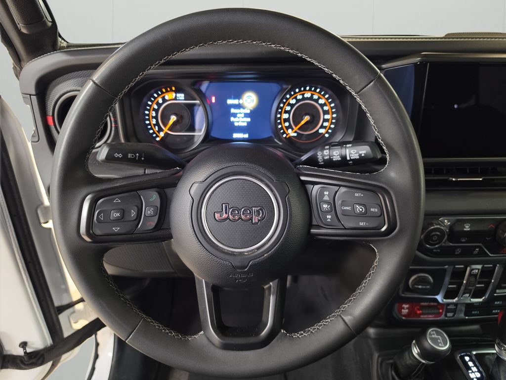 Certified 2025 Jeep Wrangler Unlimited Rubicon AWD/4WD image 18