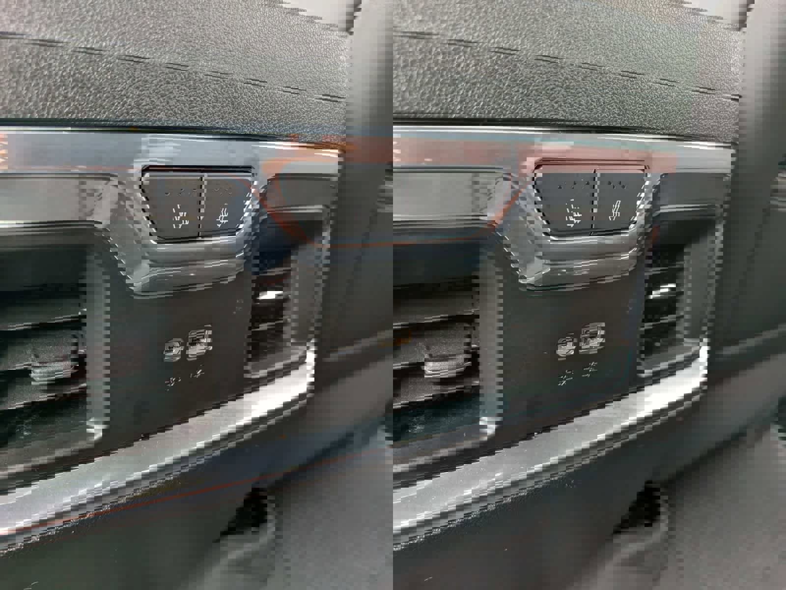 Certified 2024 GMC Sierra 3500 Denali Ultimate image 16