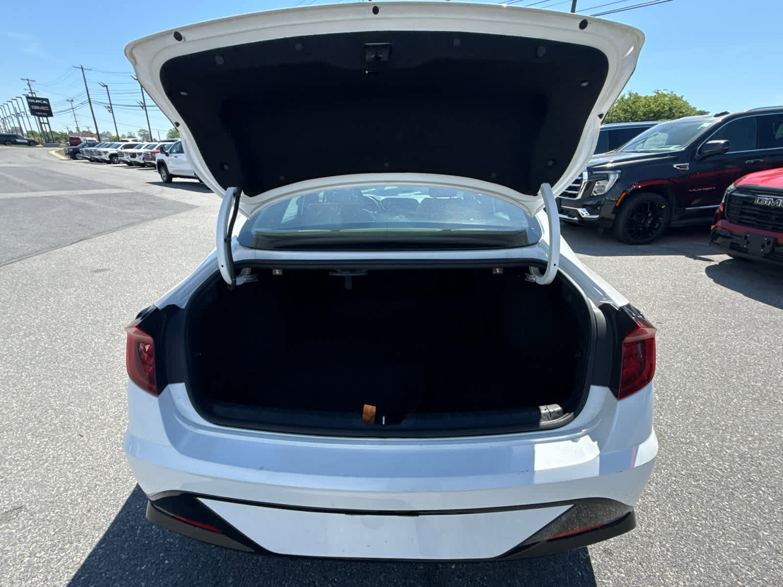 Used 2022 Hyundai Sonata SEL Plus w/ Cargo Package FWD image 21
