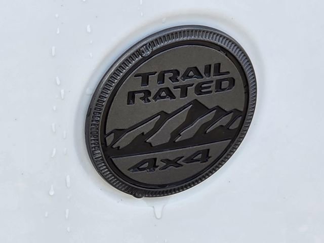 Used 2023 Jeep Wrangler Sport image 31