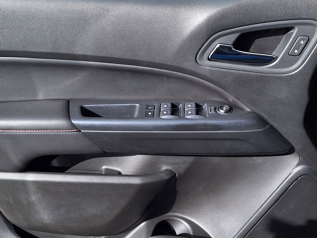 Used 2018 GMC Canyon All Terrain w/ Trailering Package image 9