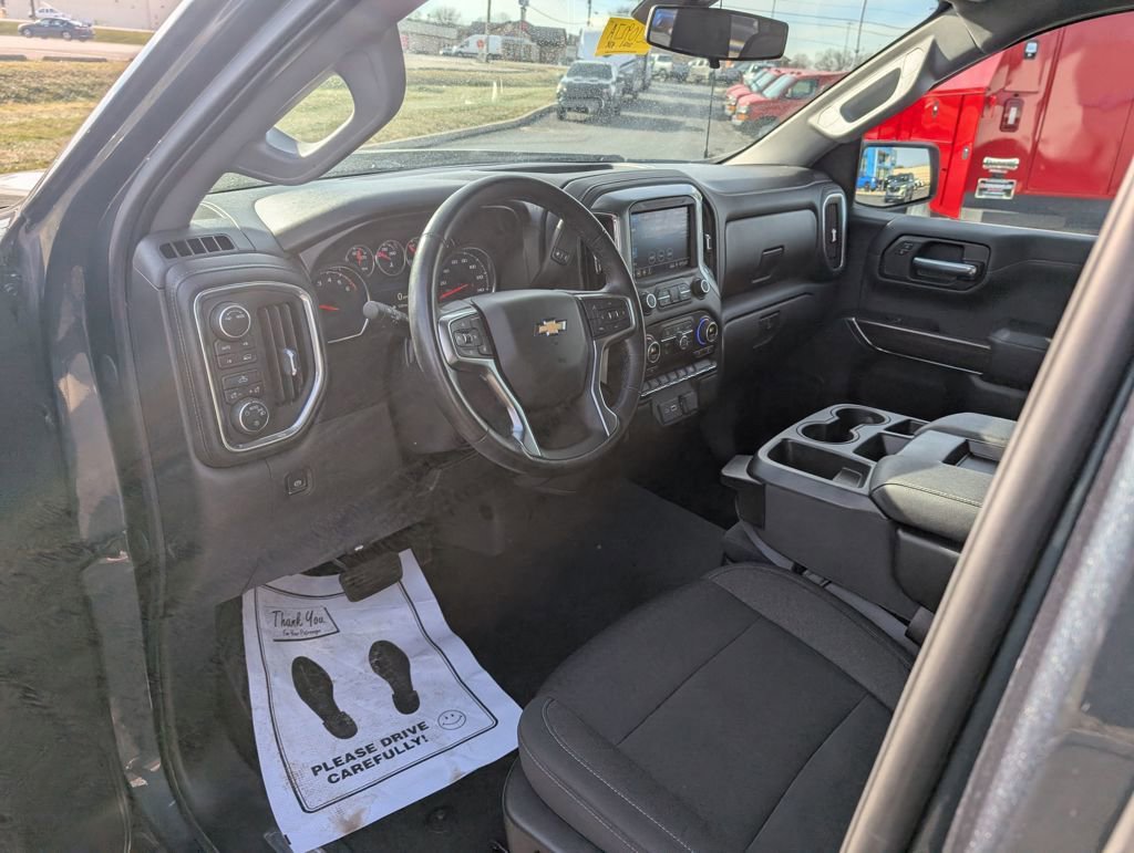 Used 2021 Chevrolet Silverado 1500 LT image 13