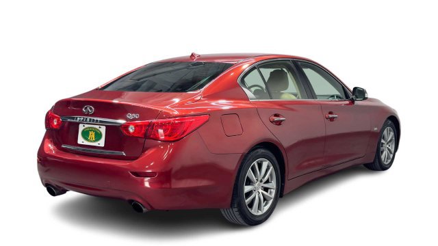 Used 2016 INFINITI Q50 3.0t Premium w/ 3.0T Premium Plus Package RWD image 2
