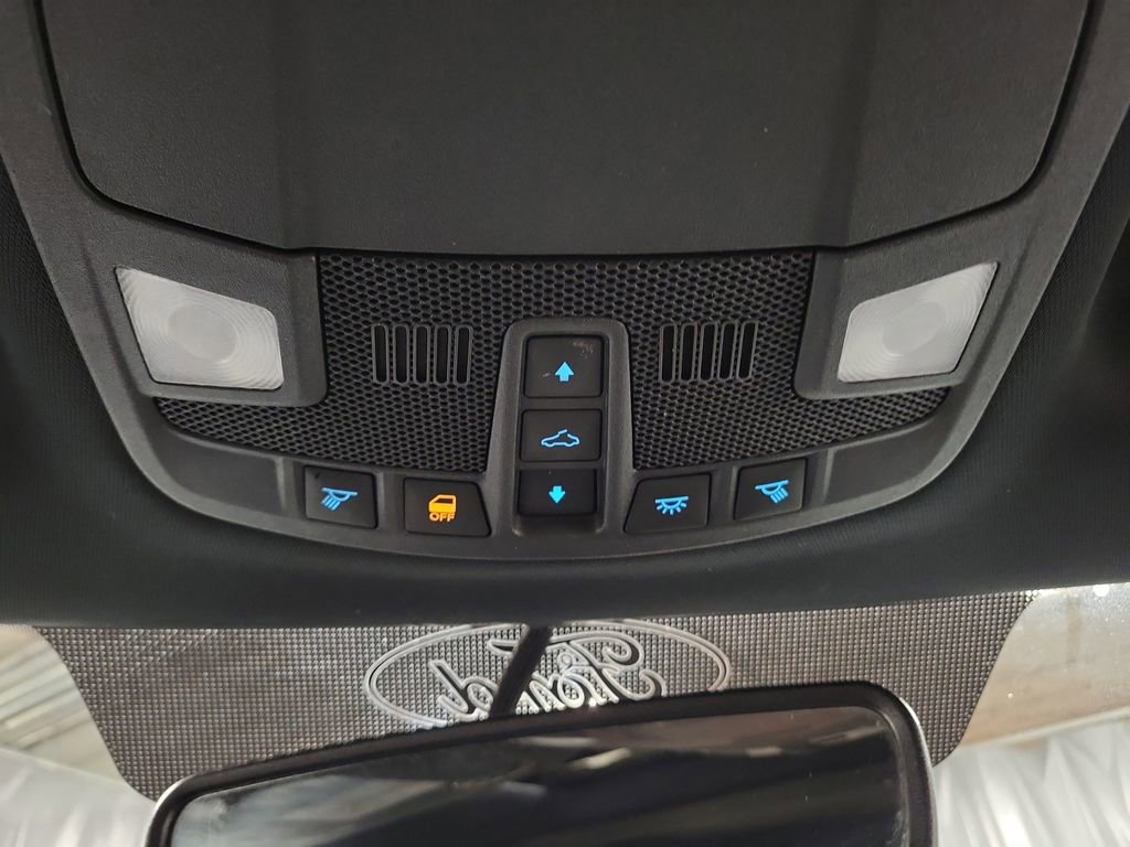 Used 2015 Ford F150 Lariat image 23