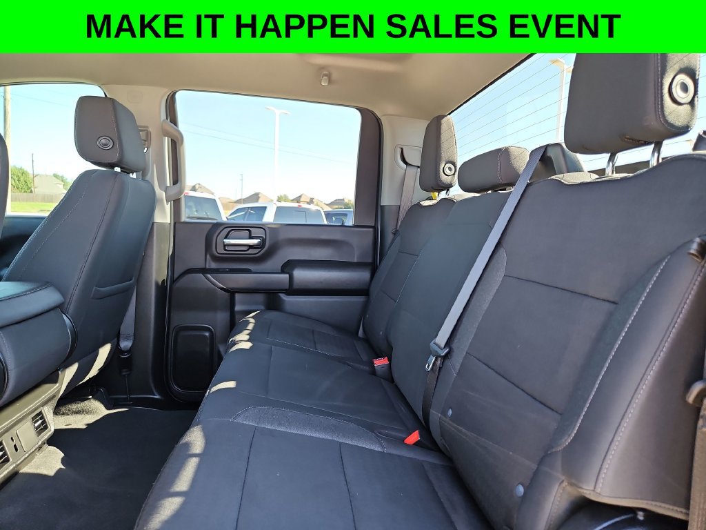 Used 2025 Chevrolet Silverado 2500 Custom w/ Custom Value Package AWD/4WD image 15