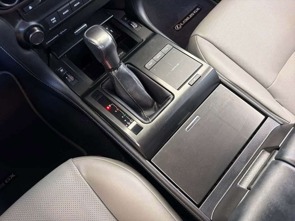 Used 2023 Lexus GX 460 w/ Black Line Special Edition image 28