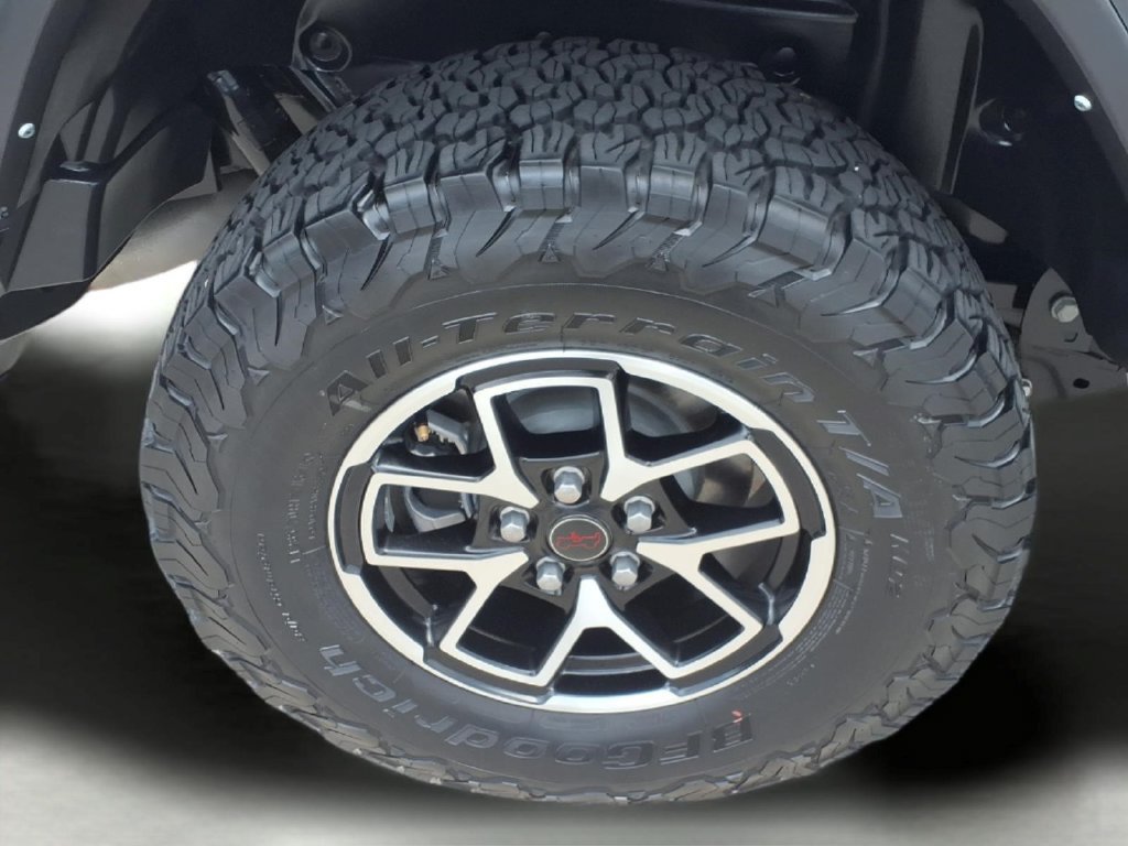 Used 2024 Jeep Wrangler Unlimited Rubicon w/ Technology Group AWD/4WD image 9