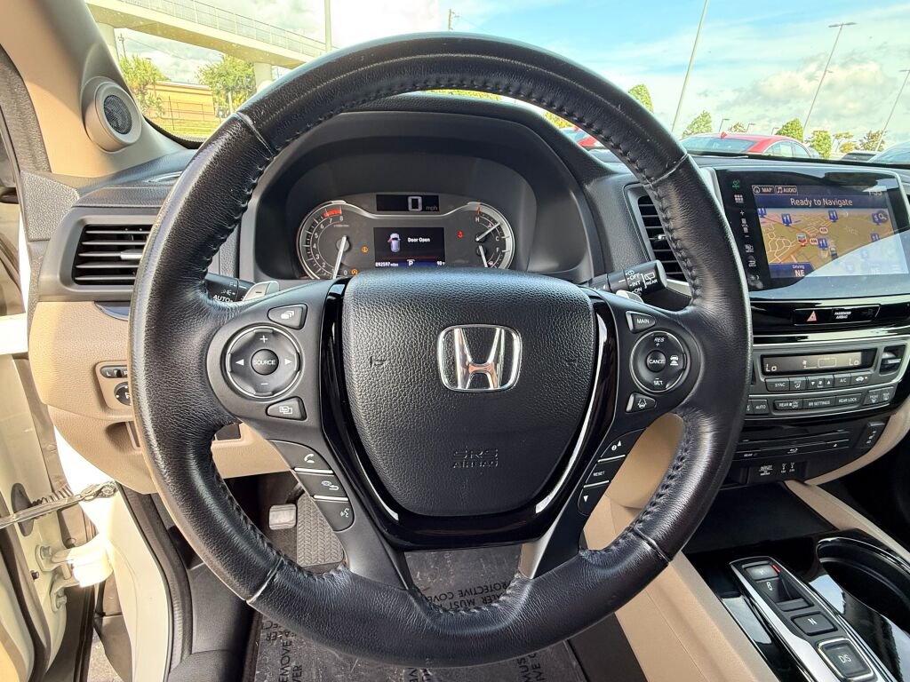 Used 2016 Honda Pilot Touring image 33