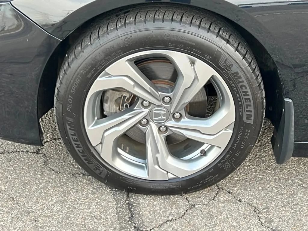 Used 2018 Honda Accord EX-L image 29