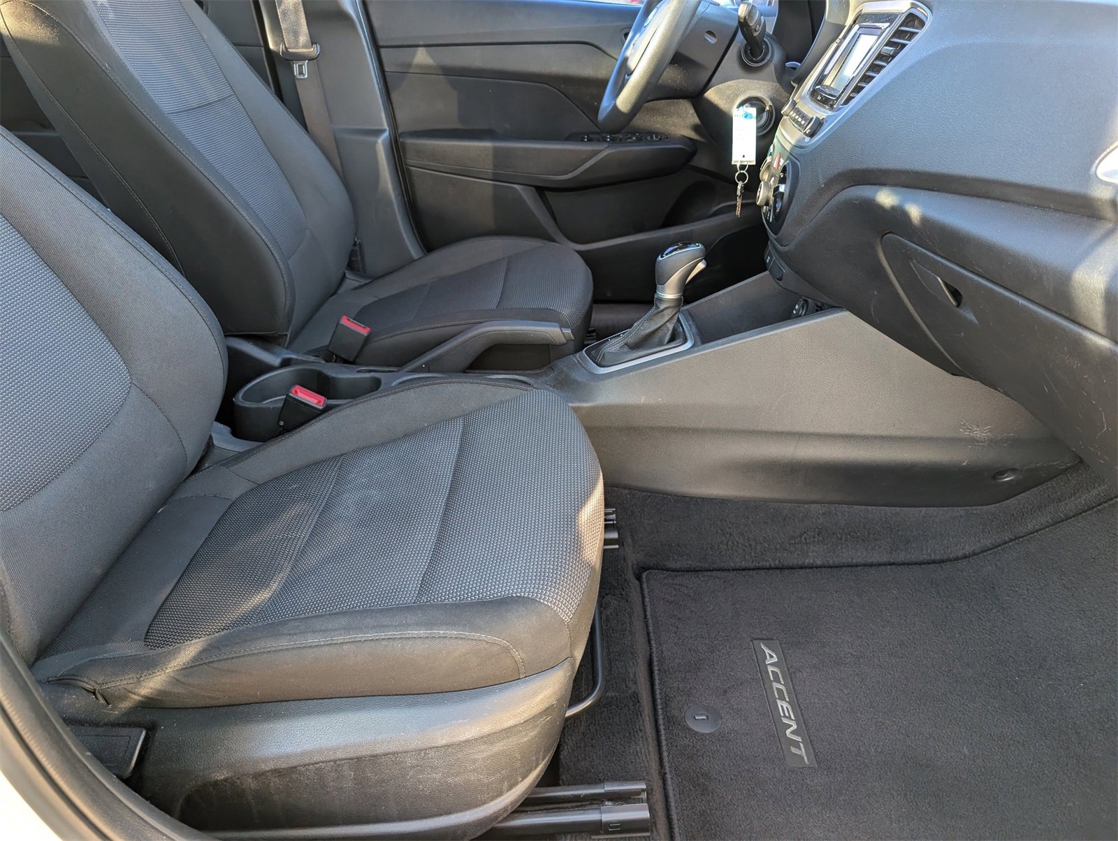 Used 2020 Hyundai Accent SE image 23