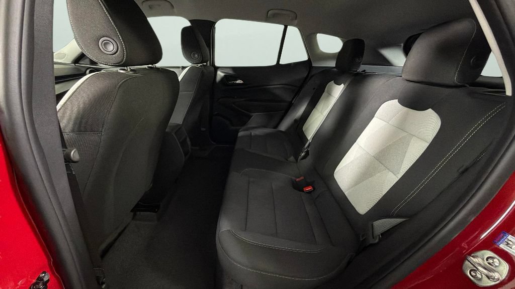 Certified 2026 Chevrolet Trax LS FWD image 26