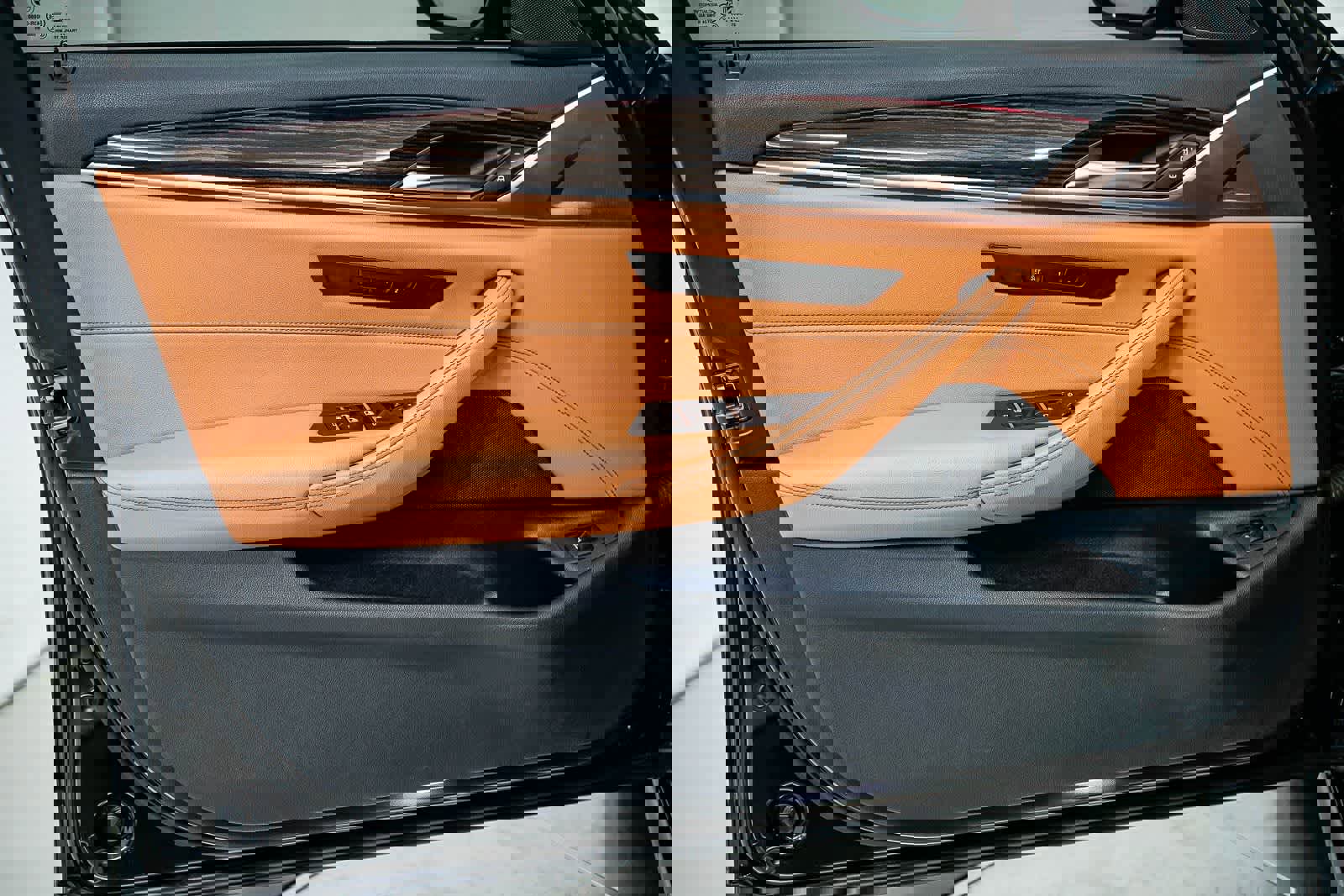 Used 2022 BMW 540i w/ M Sport Package RWD image 19