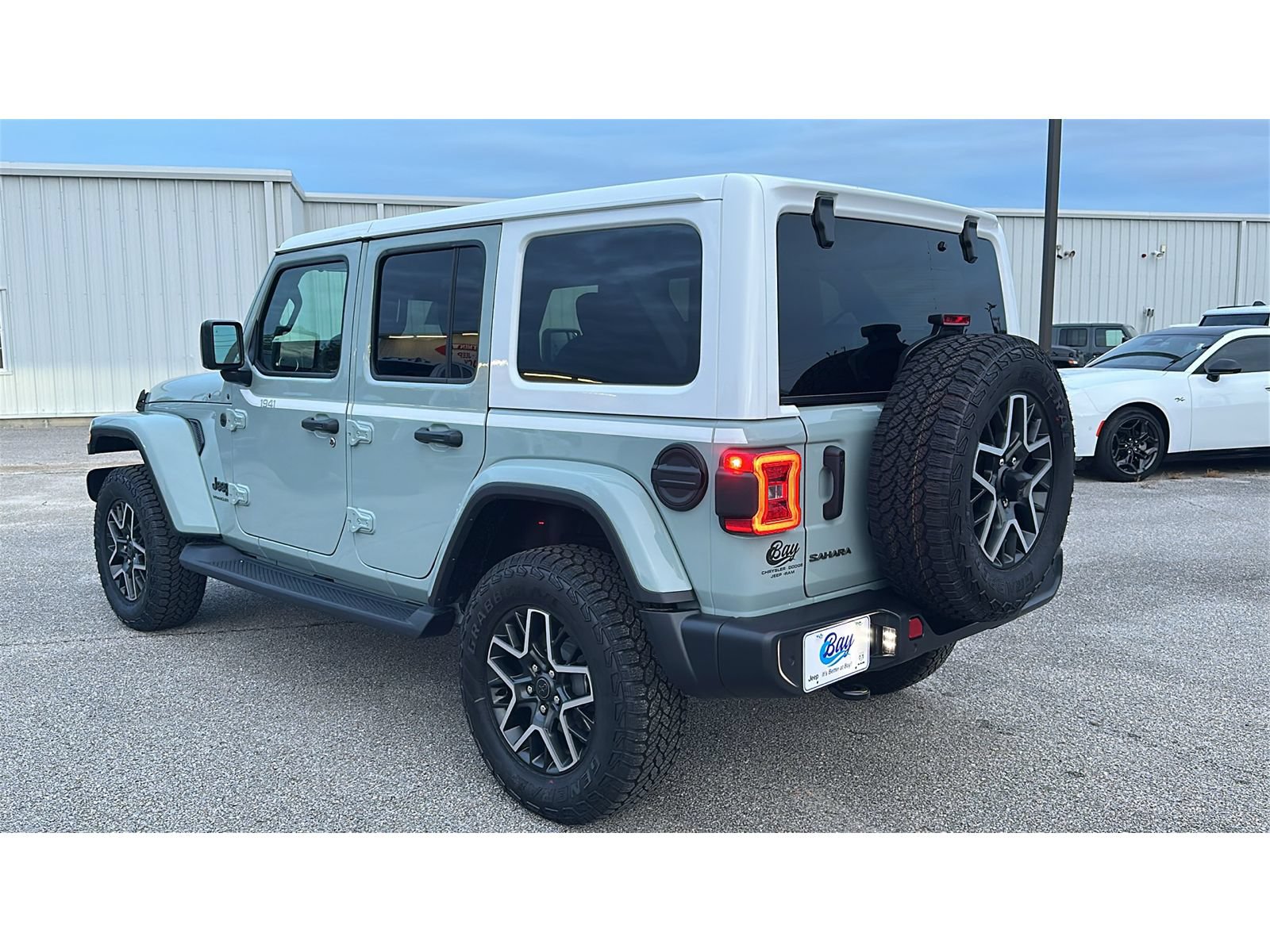 New 2027 Jeep Wrangler Unlimited Sahara AWD/4WD image 4