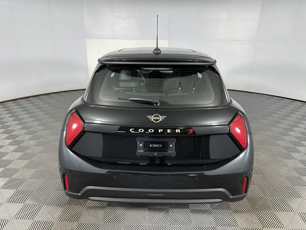 New 2026 MINI Cooper S image 25