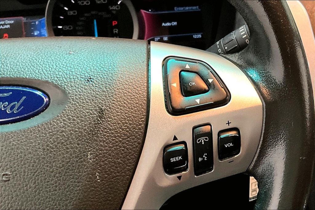 Used 2014 Ford Explorer XLT w/ Equipment Group 202A image 12