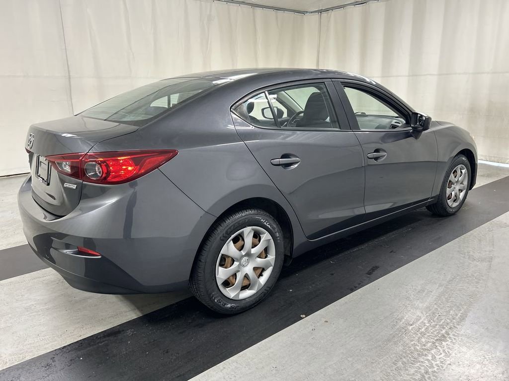 Used 2016 MAZDA MAZDA3 i Sport image 2
