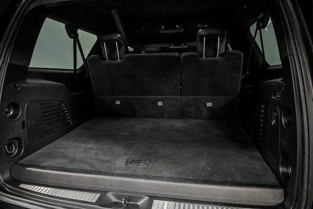 Used 2019 Cadillac Escalade ESV Platinum image 8