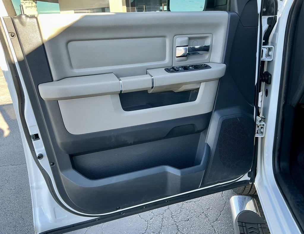 Used 2010 Dodge Ram 1500 Truck SLT image 38