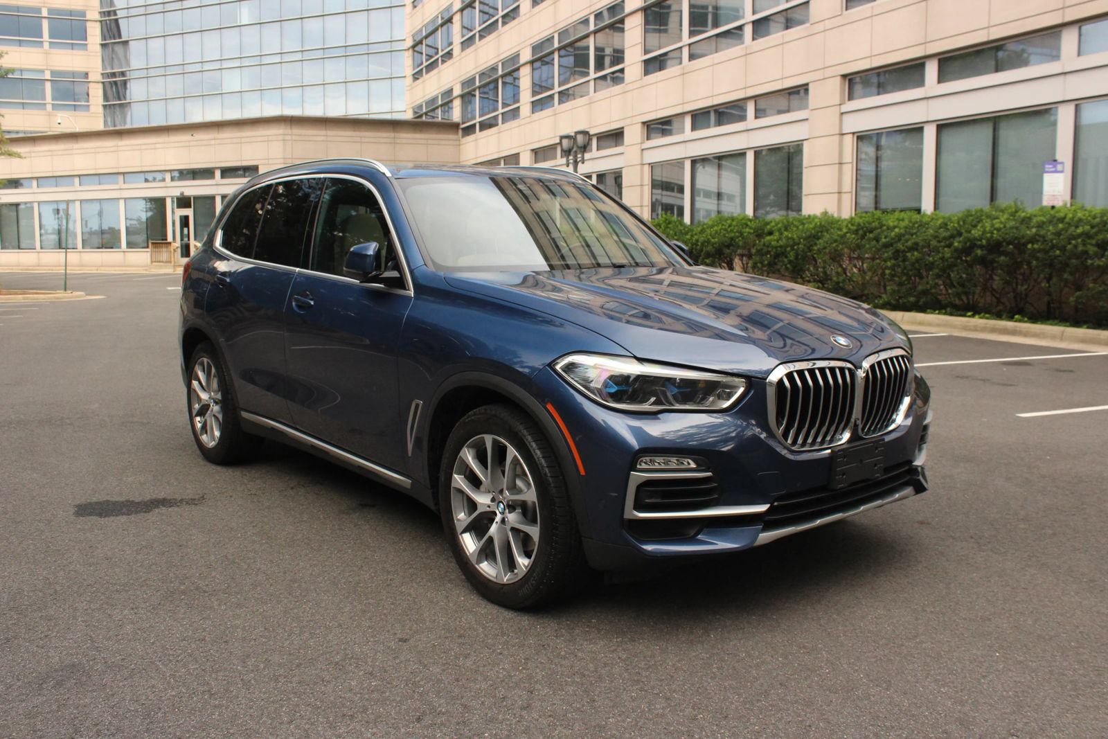 Used 2019 BMW X5 xDrive40i w/ Executive Package