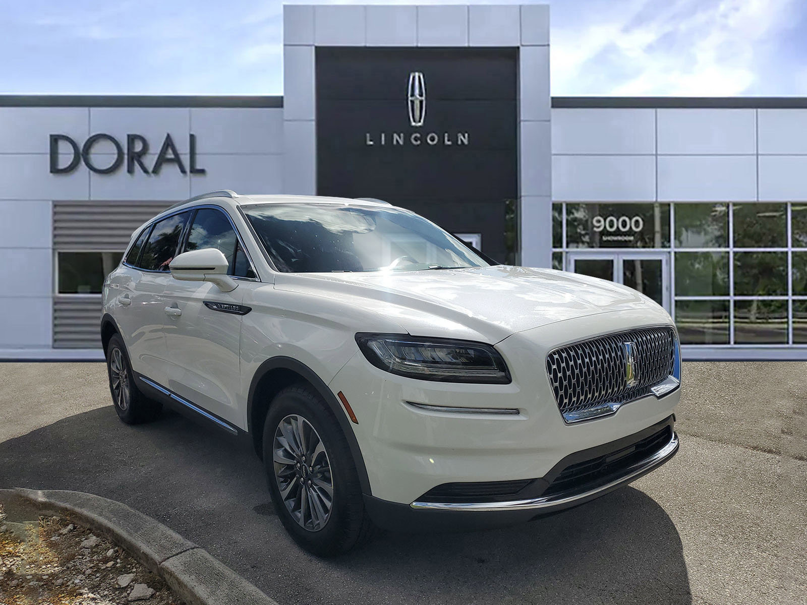 Certified 2023 Lincoln Nautilus AWD w/ Premium Package