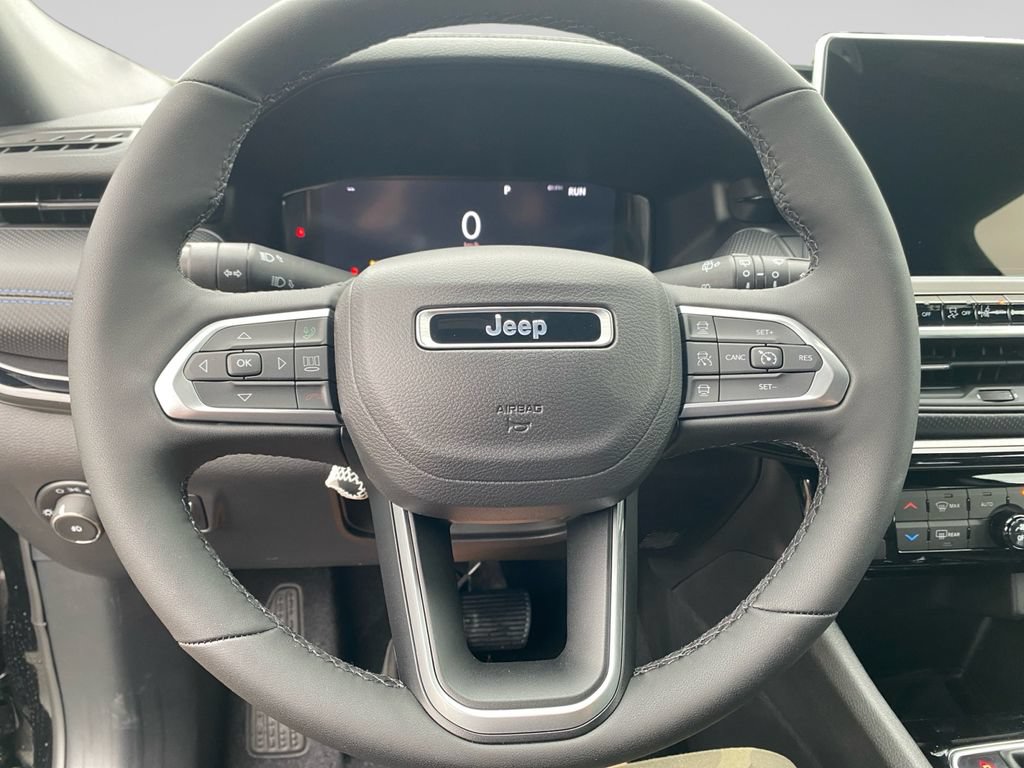 New 2026 Jeep Compass Limited AWD/4WD image 25