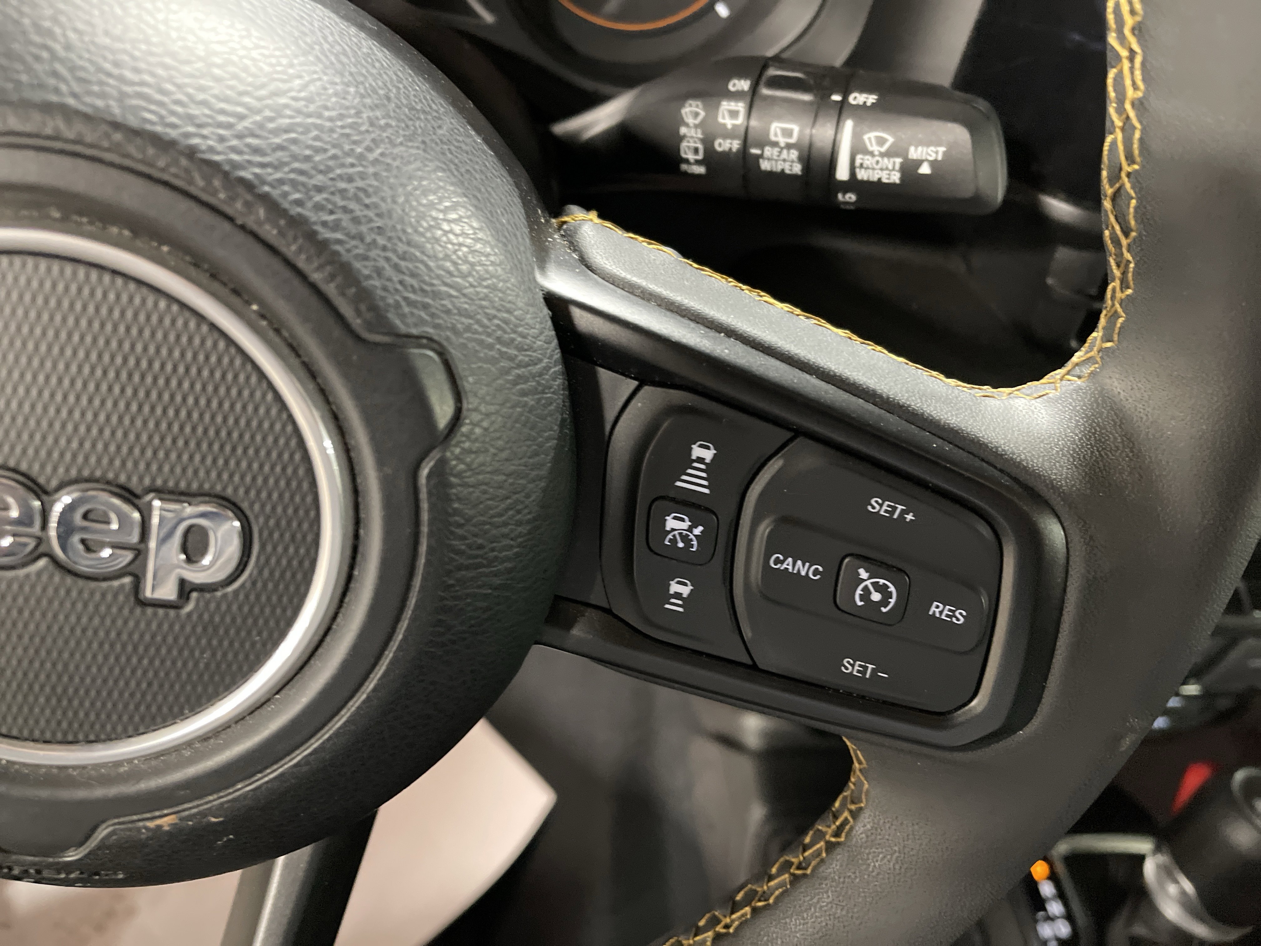 Used 2024 Jeep Wrangler Sport S image 19