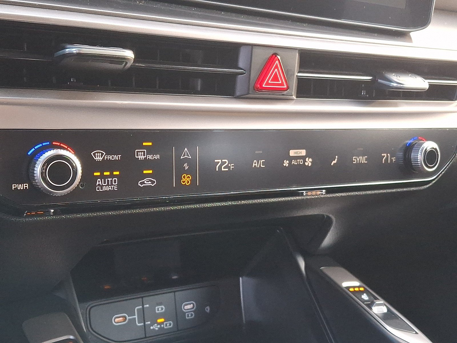 New 2026 Kia Sorento S FWD image 9