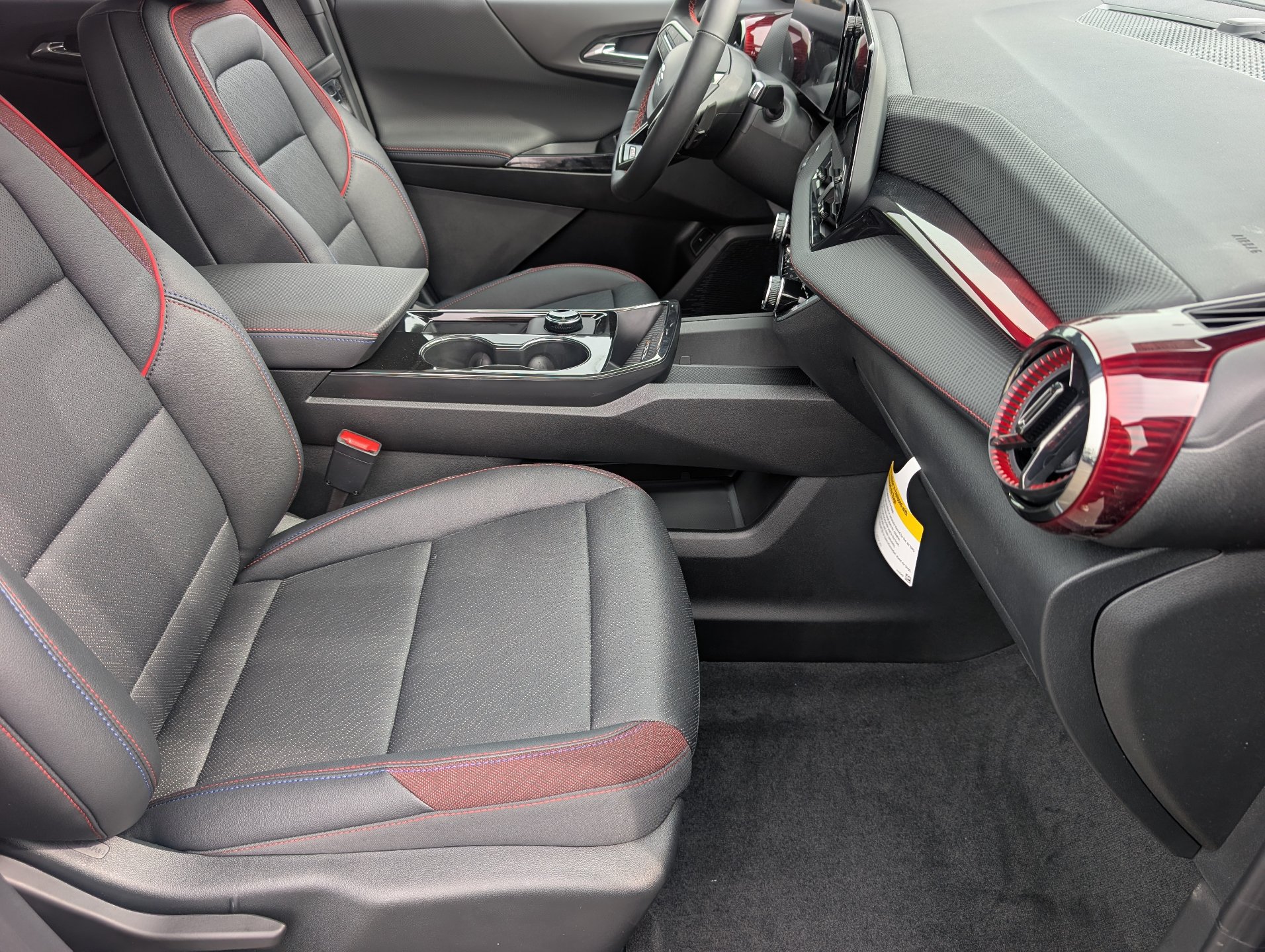 New 2027 Chevrolet Equinox RS FWD image 12