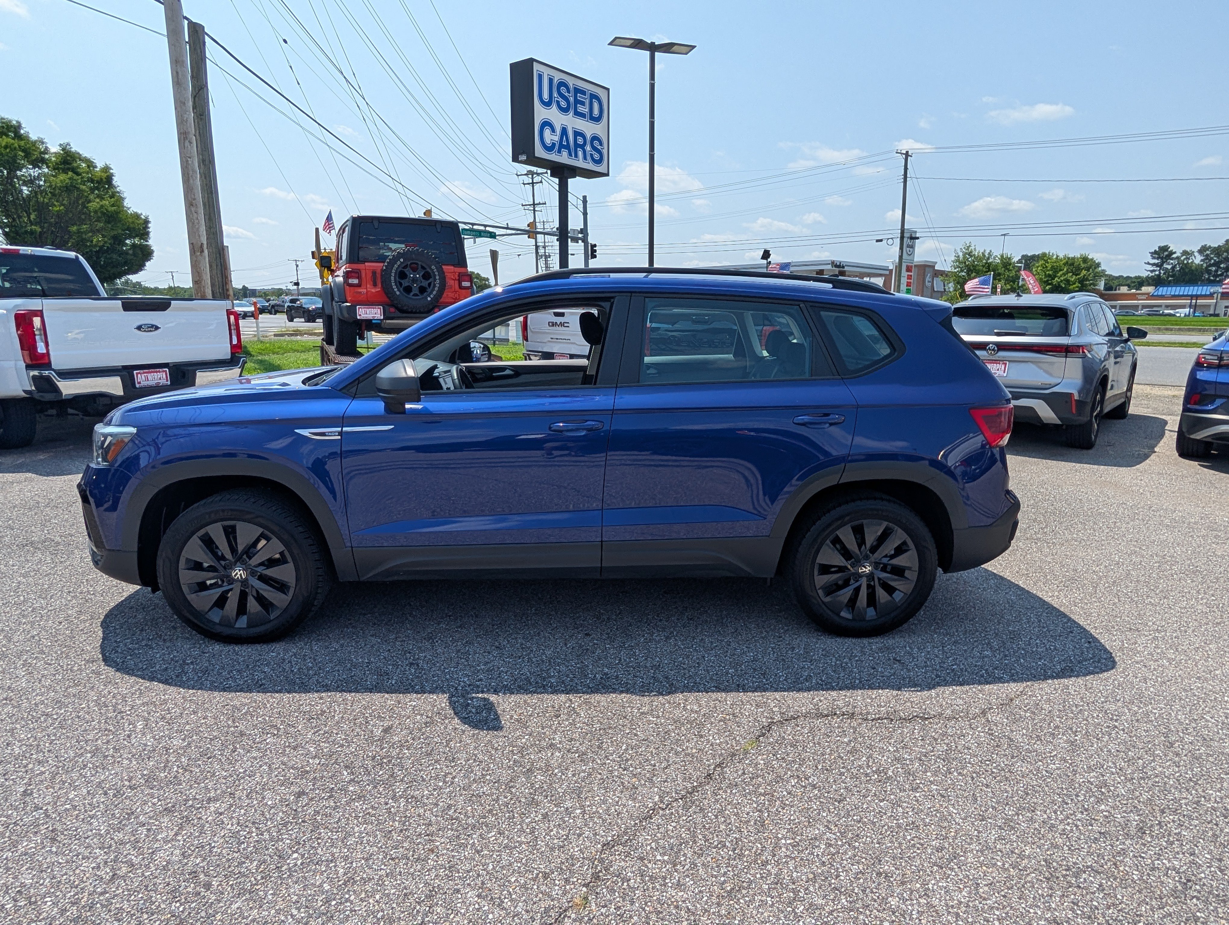 Used 2024 Volkswagen Taos S FWD image 6