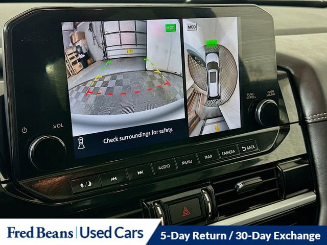 Used 2022 Nissan Pathfinder Platinum w/ Cargo Package image 16