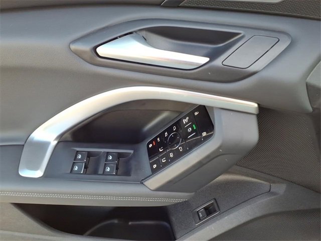 Used 2025 Audi Q5 Premium Plus w/ Premium Plus image 15