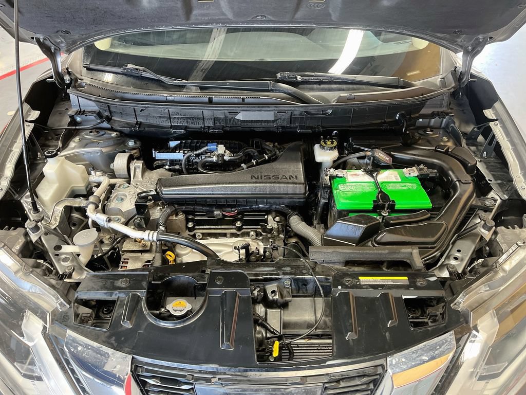 Used 2017 Nissan Rogue SV w/ SV Premium Package FWD image 31