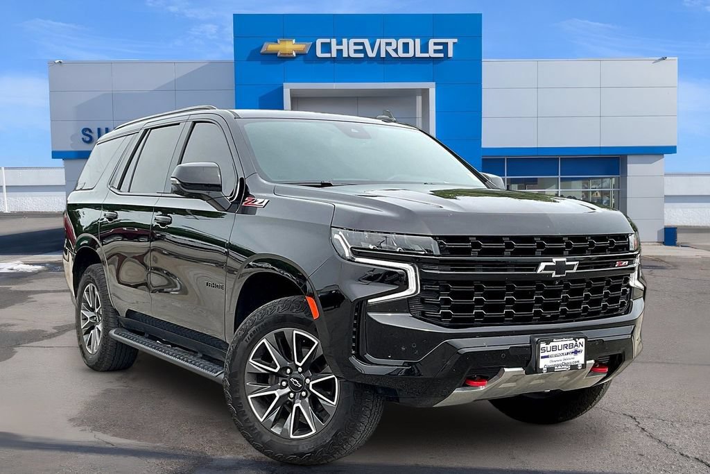 Used 2024 Chevrolet Tahoe Z71 w/ Luxury Package AWD/4WD image 2