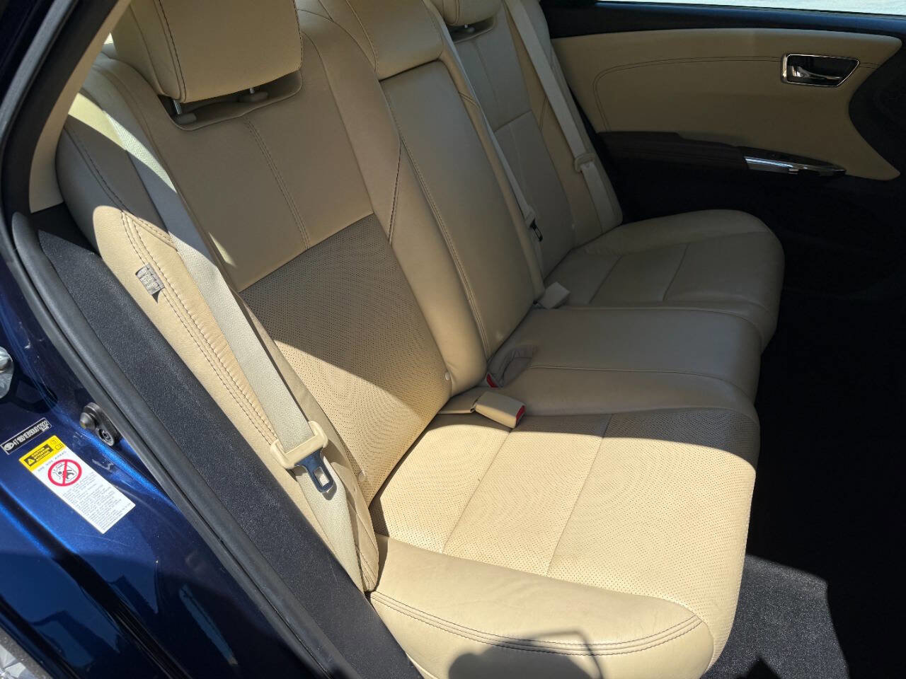 Used 2013 Toyota Avalon Limited FWD image 32