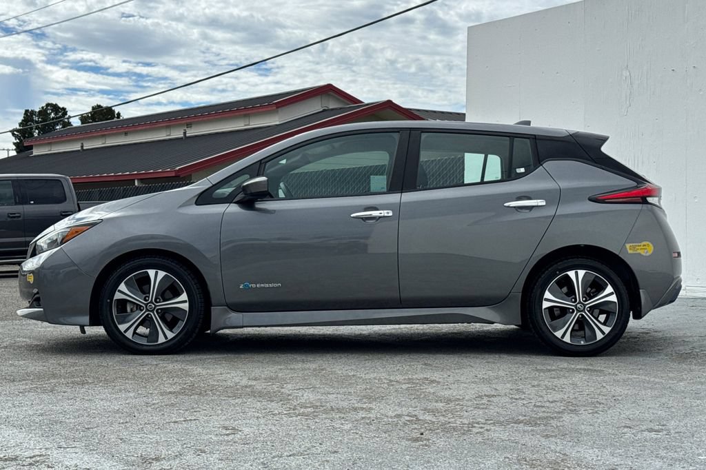 Used 2018 Nissan Leaf SV w/ Protection Package FWD image 6