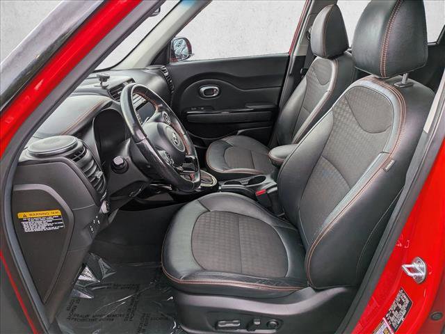 Used 2017 Kia Soul ! w/ Tech Package FWD image 17