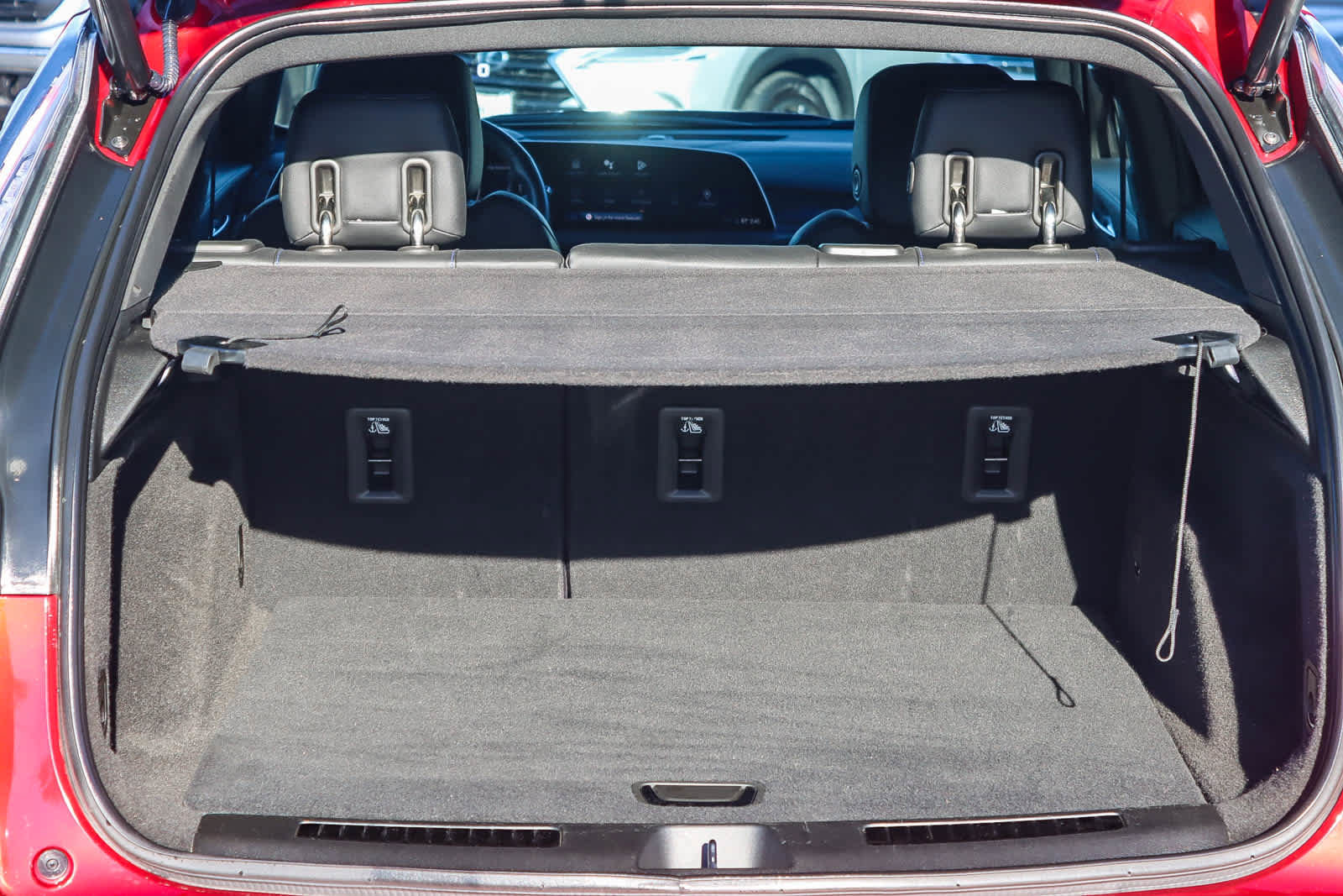 Used 2024 Cadillac XT4 Sport w/ Technology Package image 25