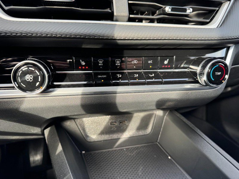 New 2026 Chevrolet Equinox LT image 13